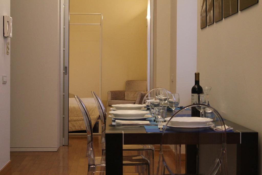 Via Rusconi 10 - Bymyhomeincomo Luaran gambar