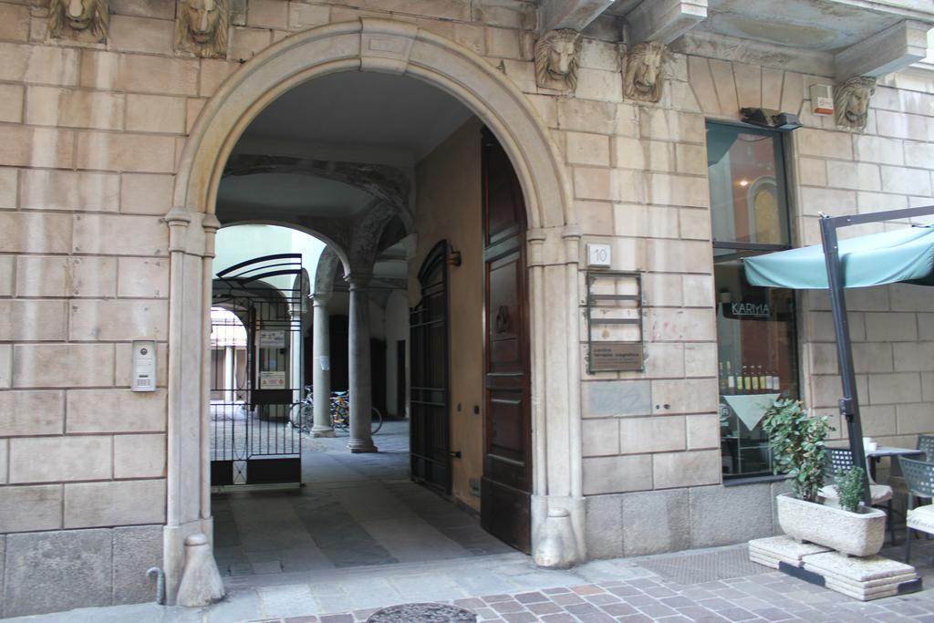 Via Rusconi 10 - Bymyhomeincomo Luaran gambar