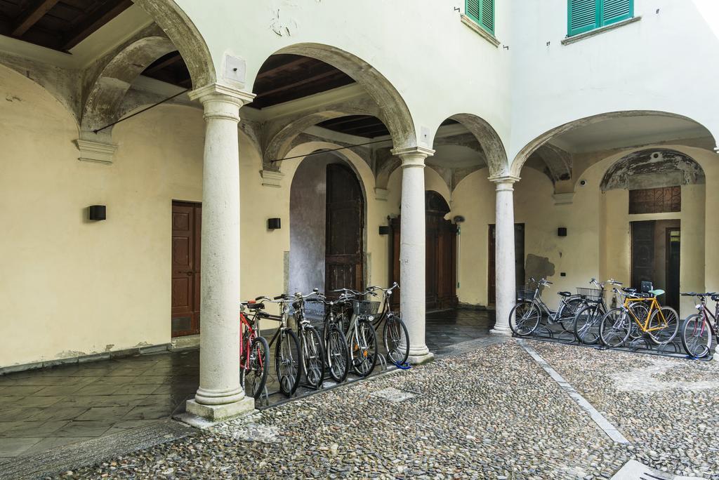 Via Rusconi 10 - Bymyhomeincomo Luaran gambar